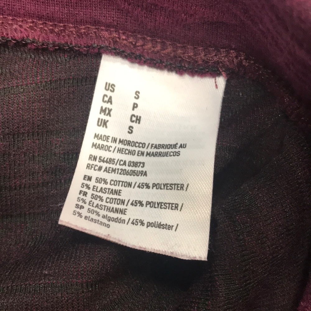 AMERICAN EAGLE OUTFITTERS Burgundy Patterned Leggings Sz. S - Picture 6 of 9